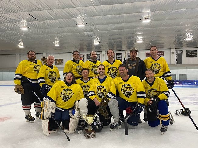 The 2022 champions, LumBEERjacks